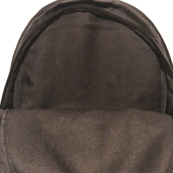 Parade Backpack - Picture 3 of 4